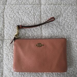 Coach Coral Wristlet Clutch - Pebbled Leather